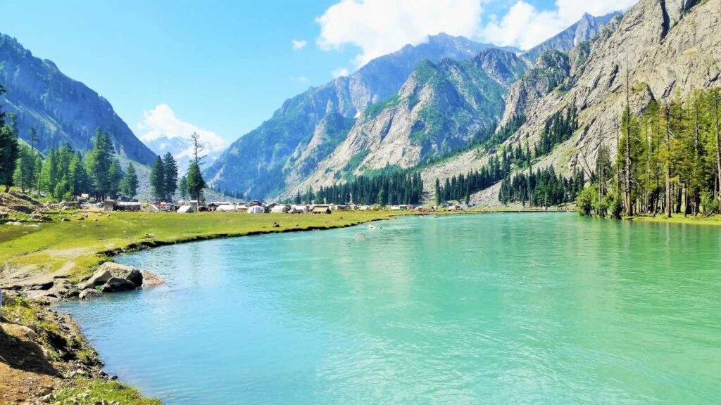 Mahodand Lake